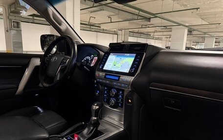 Toyota Land Cruiser Prado 150 рестайлинг 2, 2020 год, 7 290 000 рублей, 28 фотография