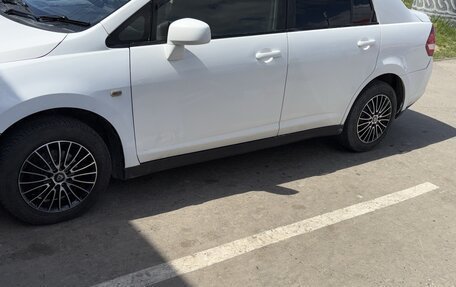 Nissan Tiida, 2006 год, 450 000 рублей, 1 фотография