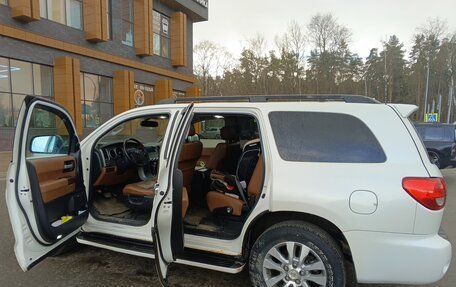 Toyota Sequoia II рестайлинг, 2011 год, 2 740 000 рублей, 6 фотография