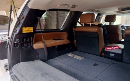 Toyota Sequoia II рестайлинг, 2011 год, 2 740 000 рублей, 17 фотография