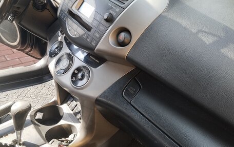 Toyota RAV4, 2006 год, 1 070 000 рублей, 14 фотография