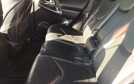 Toyota RAV4, 2006 год, 1 070 000 рублей, 17 фотография