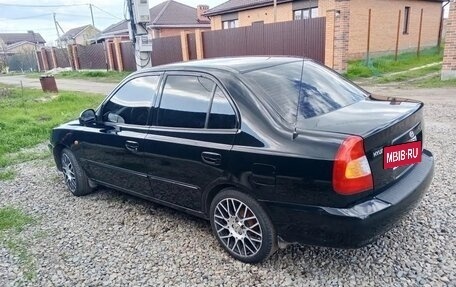 Hyundai Accent II, 2011 год, 530 000 рублей, 2 фотография