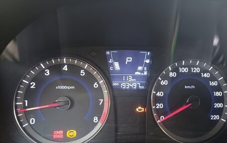 Hyundai Solaris II рестайлинг, 2012 год, 300 000 рублей, 16 фотография