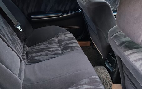 Nissan Laurel VIII, 1999 год, 780 000 рублей, 11 фотография