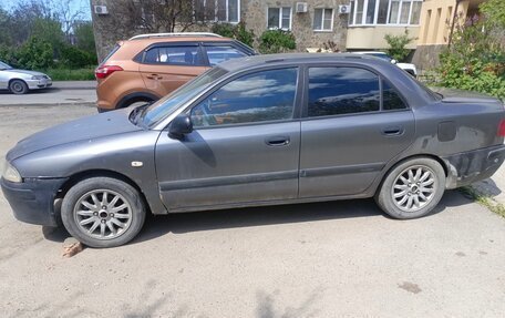 Mitsubishi Carisma I, 2002 год, 80 000 рублей, 5 фотография