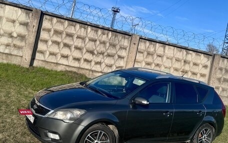 KIA cee'd I рестайлинг, 2011 год, 725 000 рублей, 2 фотография