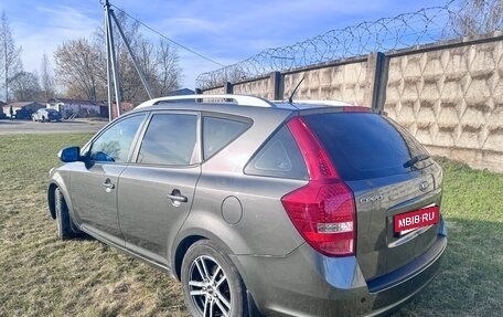 KIA cee'd I рестайлинг, 2011 год, 725 000 рублей, 9 фотография