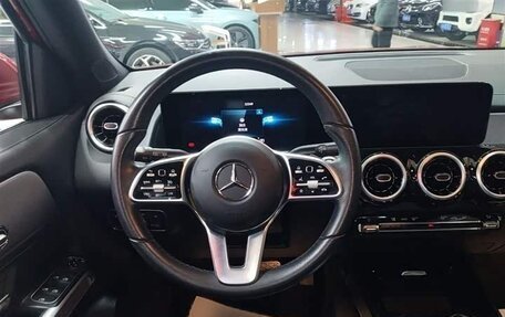 Mercedes-Benz GLB, 2023 год, 2 430 000 рублей, 8 фотография