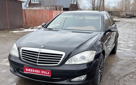 Mercedes-Benz S-Класс, 2006 год, 1 000 000 рублей, 1 фотография