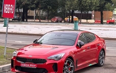KIA Stinger I, 2019 год, 2 690 000 рублей, 1 фотография