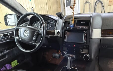 Volkswagen Touareg III, 2006 год, 1 250 000 рублей, 3 фотография