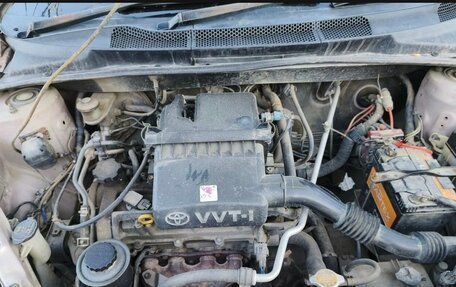 Toyota Vitz, 2002 год, 350 000 рублей, 4 фотография