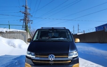 Volkswagen Multivan T6 рестайлинг, 2021 год, 5 105 868 рублей, 2 фотография