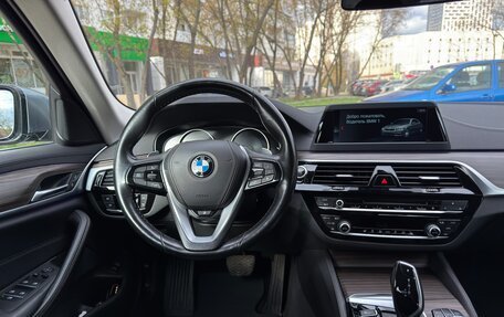 BMW 5 серия, 2019 год, 2 942 000 рублей, 14 фотография