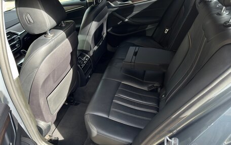 BMW 5 серия, 2019 год, 2 942 000 рублей, 11 фотография