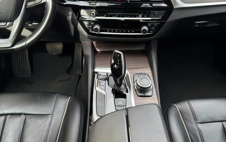 BMW 5 серия, 2019 год, 2 942 000 рублей, 15 фотография