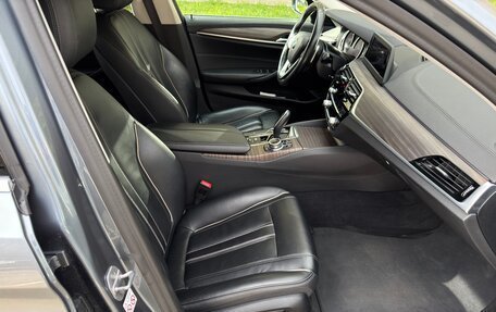 BMW 5 серия, 2019 год, 2 942 000 рублей, 12 фотография