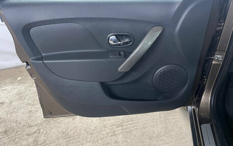 Renault Logan II, 2020 год, 999 000 рублей, 17 фотография