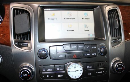 Hyundai Equus II, 2012 год, 1 510 000 рублей, 25 фотография