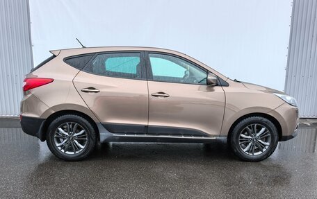 Hyundai ix35 I рестайлинг, 2015 год, 1 390 000 рублей, 4 фотография