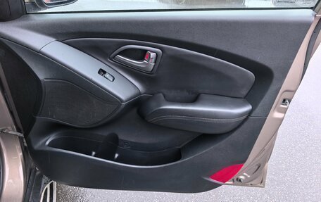 Hyundai ix35 I рестайлинг, 2015 год, 1 390 000 рублей, 19 фотография