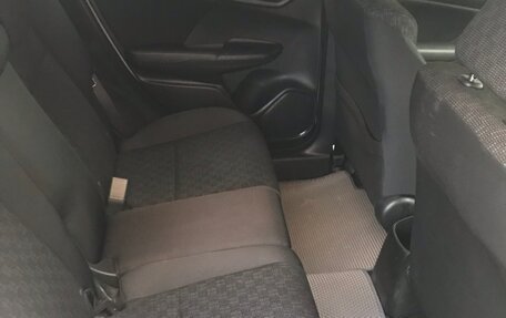 Honda Fit III, 2017 год, 1 050 000 рублей, 4 фотография