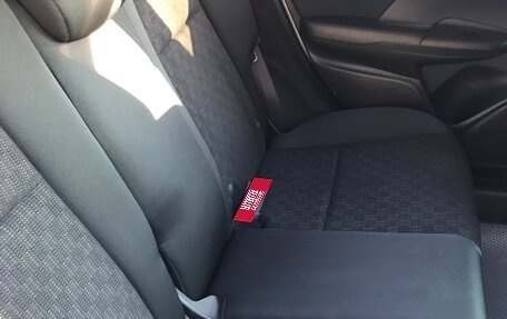 Honda Fit III, 2017 год, 1 050 000 рублей, 10 фотография