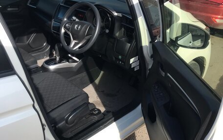 Honda Fit III, 2017 год, 1 050 000 рублей, 15 фотография