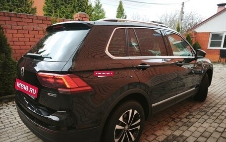 Volkswagen Tiguan II, 2019 год, 3 200 000 рублей, 6 фотография