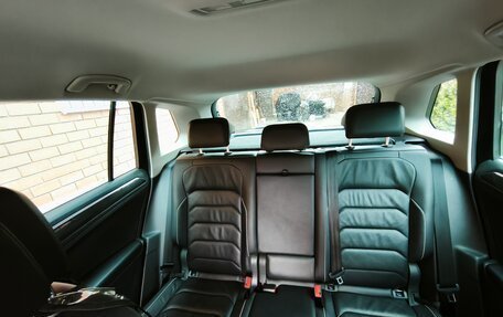 Volkswagen Tiguan II, 2019 год, 3 200 000 рублей, 22 фотография