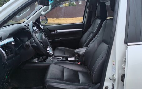 Toyota Hilux VIII, 2015 год, 3 500 000 рублей, 3 фотография