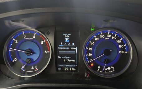 Toyota Hilux VIII, 2015 год, 3 500 000 рублей, 10 фотография