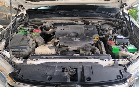 Toyota Hilux VIII, 2015 год, 3 500 000 рублей, 12 фотография