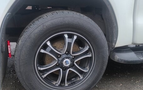 Toyota Hilux VIII, 2015 год, 3 500 000 рублей, 6 фотография