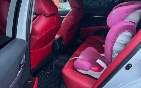 Toyota Camry, 2022 год, 3 599 000 рублей, 9 фотография