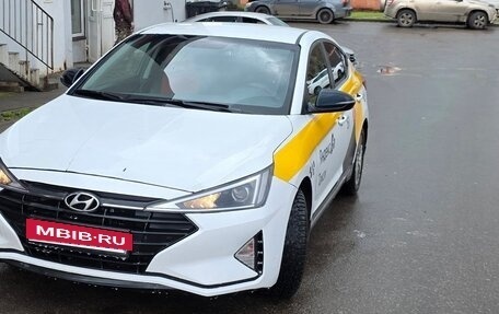 Hyundai Elantra VI рестайлинг, 2019 год, 1 340 000 рублей, 3 фотография