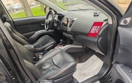 Mitsubishi Outlander III рестайлинг 3, 2008 год, 850 000 рублей, 5 фотография