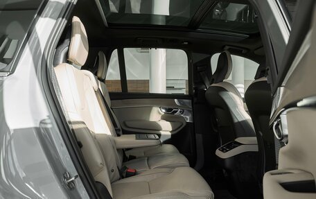 Volvo XC90 II рестайлинг, 2025 год, 10 500 000 рублей, 12 фотография