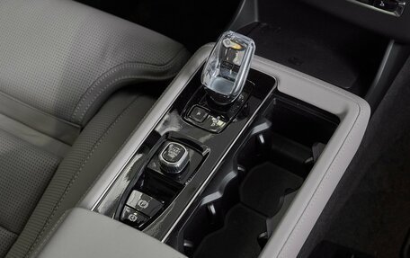 Volvo XC90 II рестайлинг, 2025 год, 10 500 000 рублей, 15 фотография