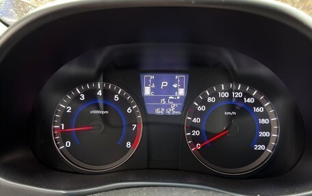 Hyundai Solaris II рестайлинг, 2015 год, 1 070 000 рублей, 10 фотография