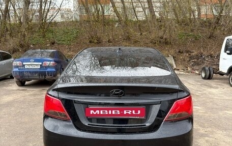 Hyundai Solaris II рестайлинг, 2015 год, 1 070 000 рублей, 7 фотография