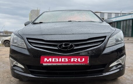 Hyundai Solaris II рестайлинг, 2015 год, 1 070 000 рублей, 3 фотография