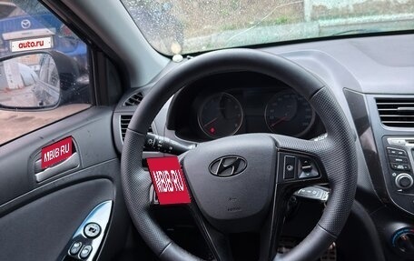 Hyundai Solaris II рестайлинг, 2015 год, 1 070 000 рублей, 9 фотография