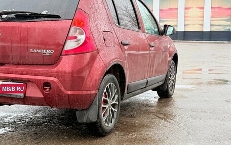 Renault Sandero II рестайлинг, 2013 год, 511 000 рублей, 1 фотография