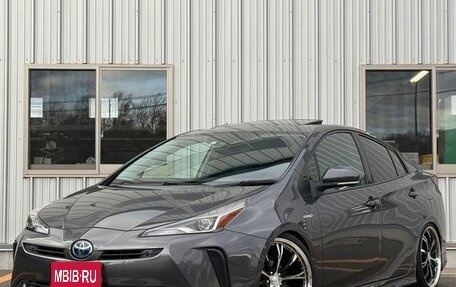 Toyota Prius IV XW50, 2023 год, 1 505 000 рублей, 1 фотография