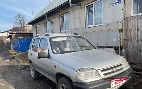 Chevrolet Niva I рестайлинг, 2004 год, 360 000 рублей, 2 фотография
