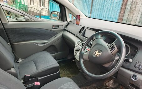 Toyota ISis I, 2011 год, 1 260 000 рублей, 3 фотография