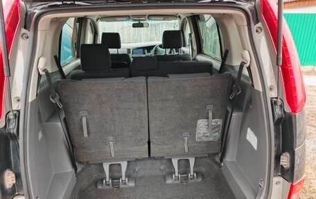 Toyota ISis I, 2011 год, 1 260 000 рублей, 7 фотография