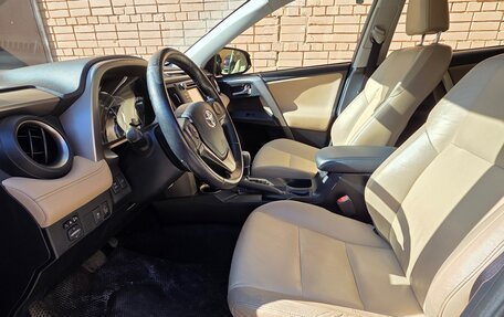 Toyota RAV4, 2014 год, 2 500 000 рублей, 3 фотография